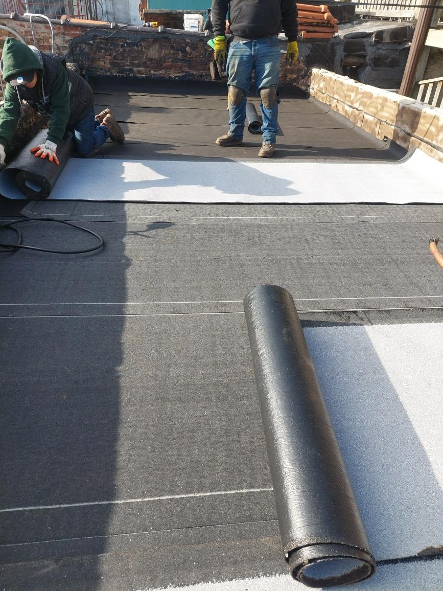 00 commercial roofing