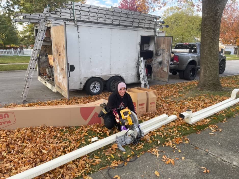 Gutter leaf protection